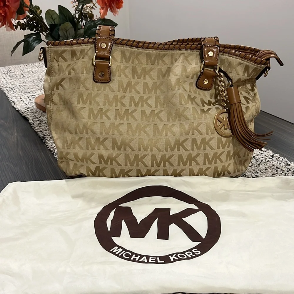 Bag - Picture 4 of 4